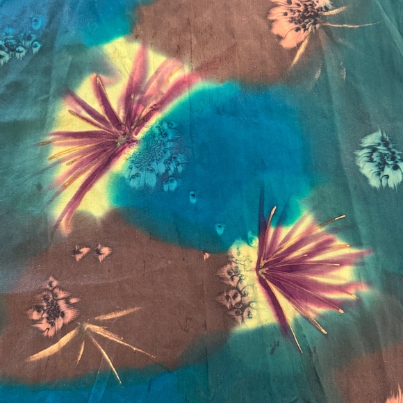 Vintage 100 % silk scarf/ hand made - Picture 2 of 6